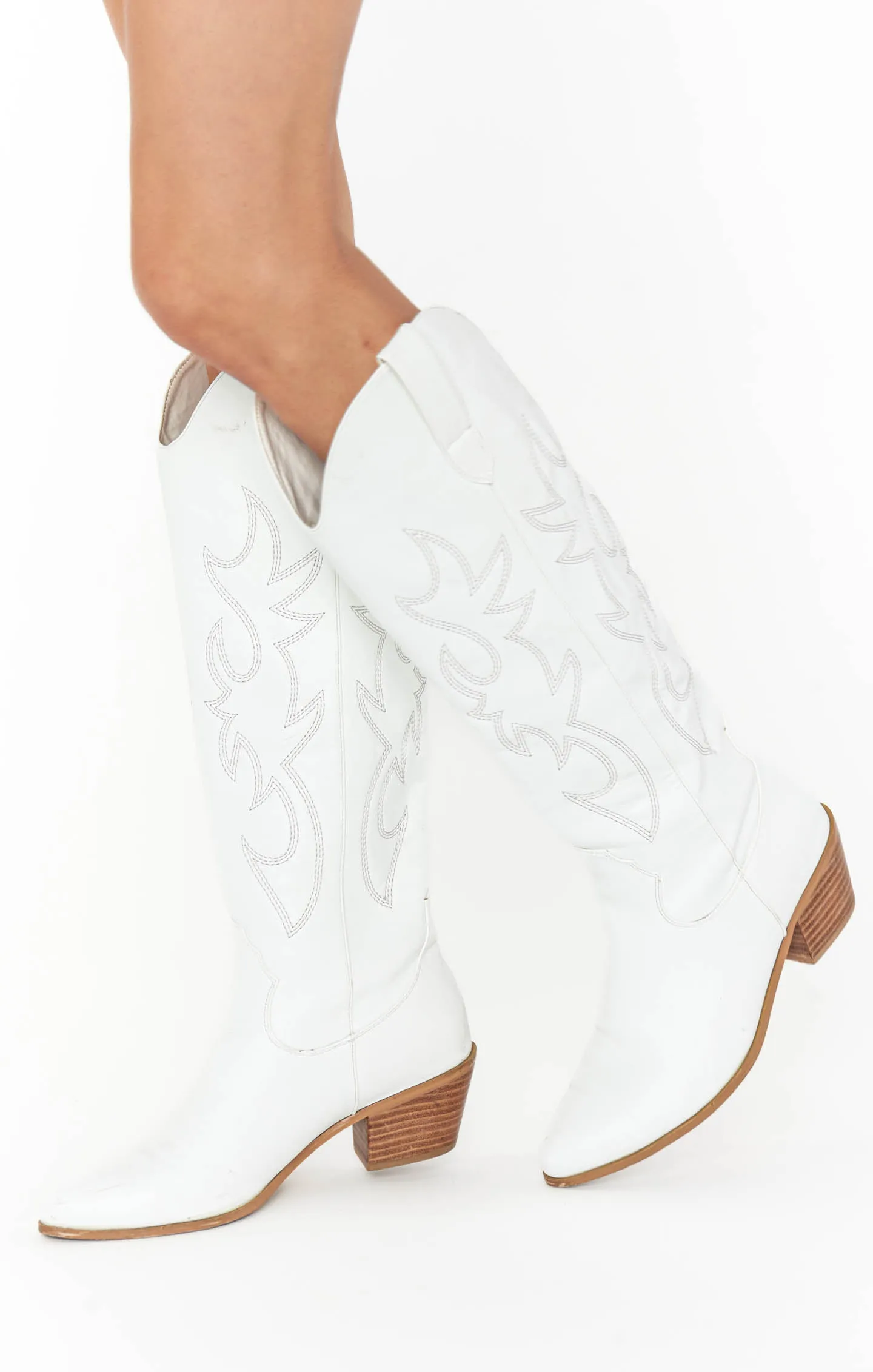 Billini Urson Cowboy Boots ~ White