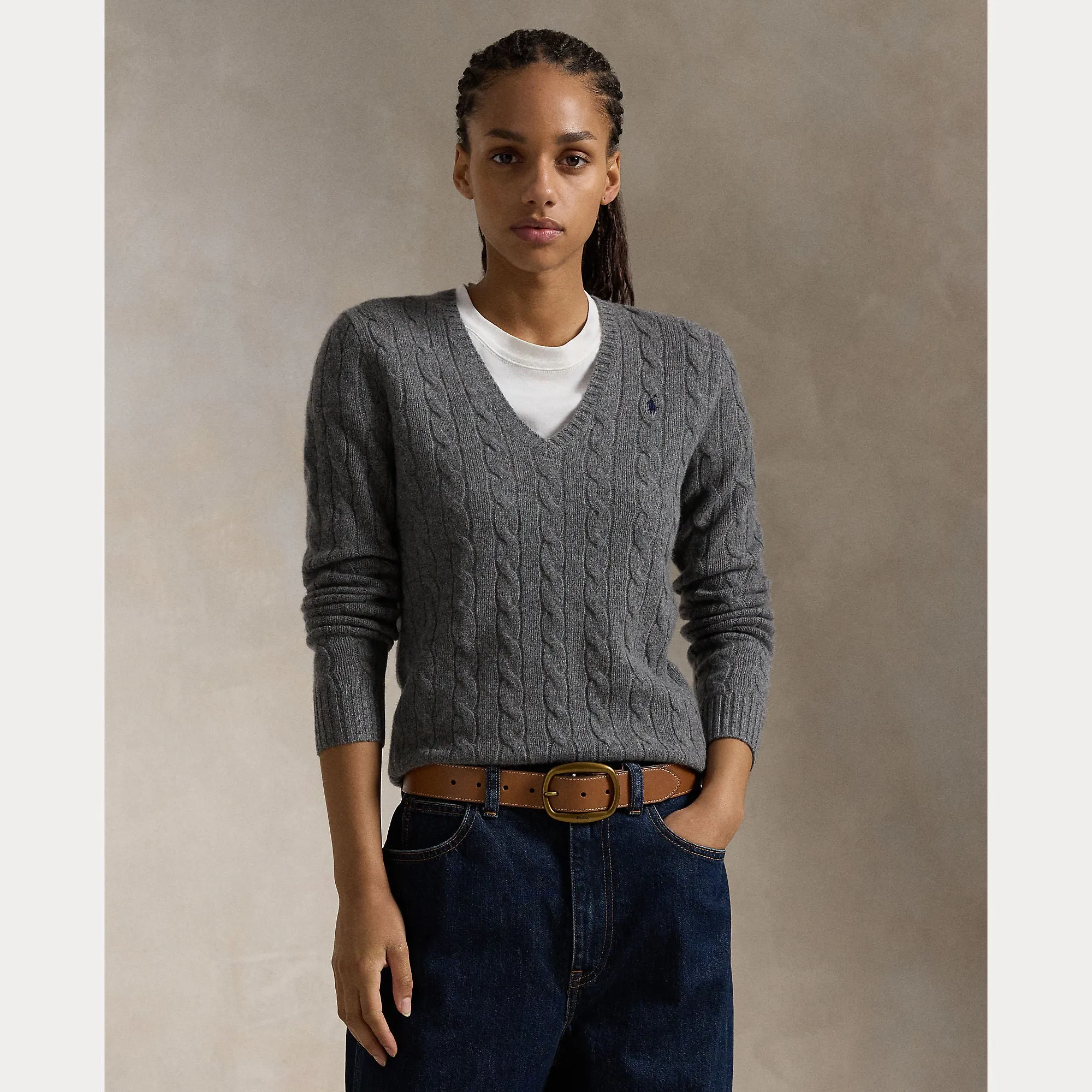 CABLE-KNIT WOOL-CASHMERE V-NECK SWEATER