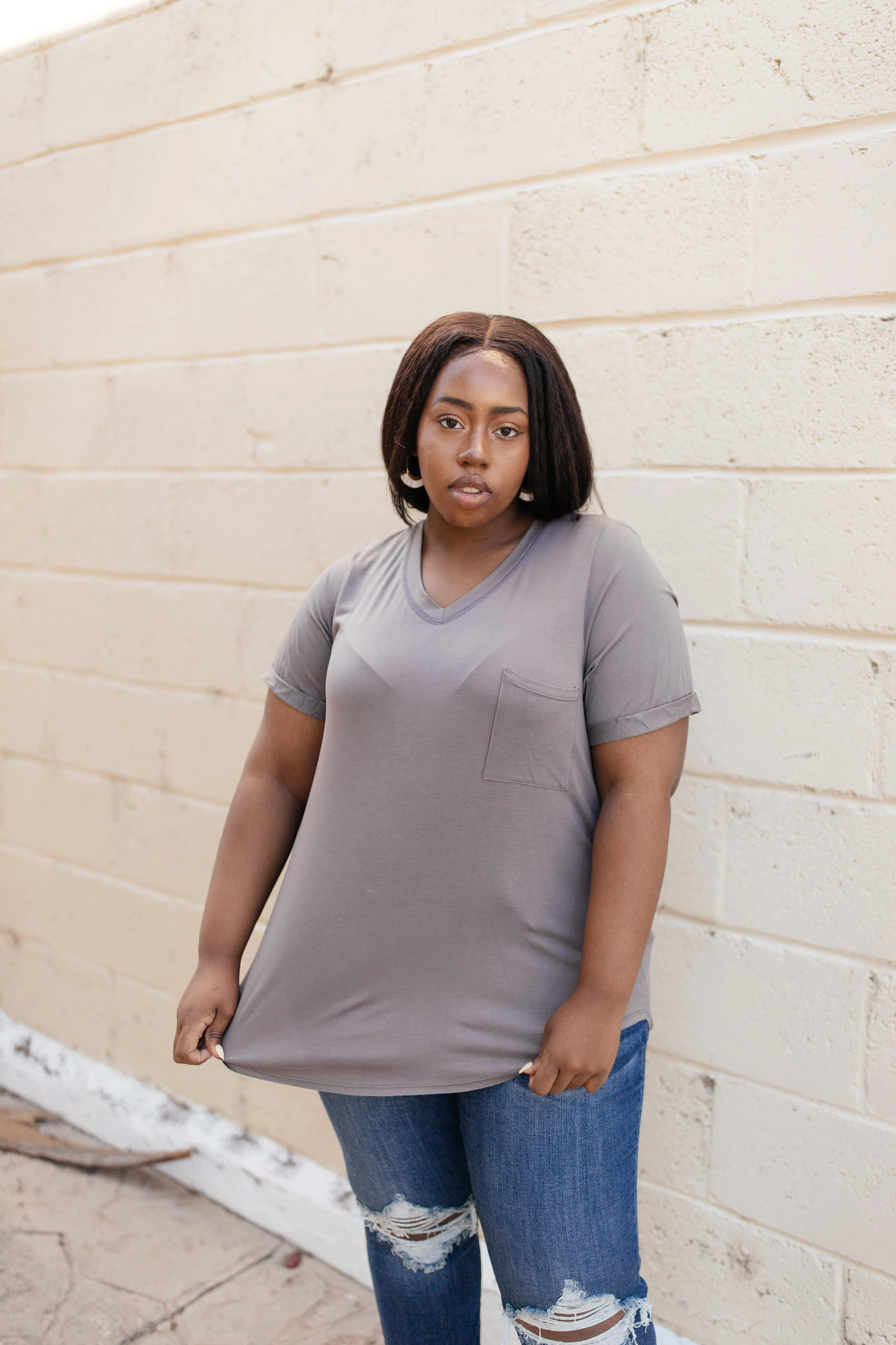 Essential V-Neck Tee In Mocha - On Hand