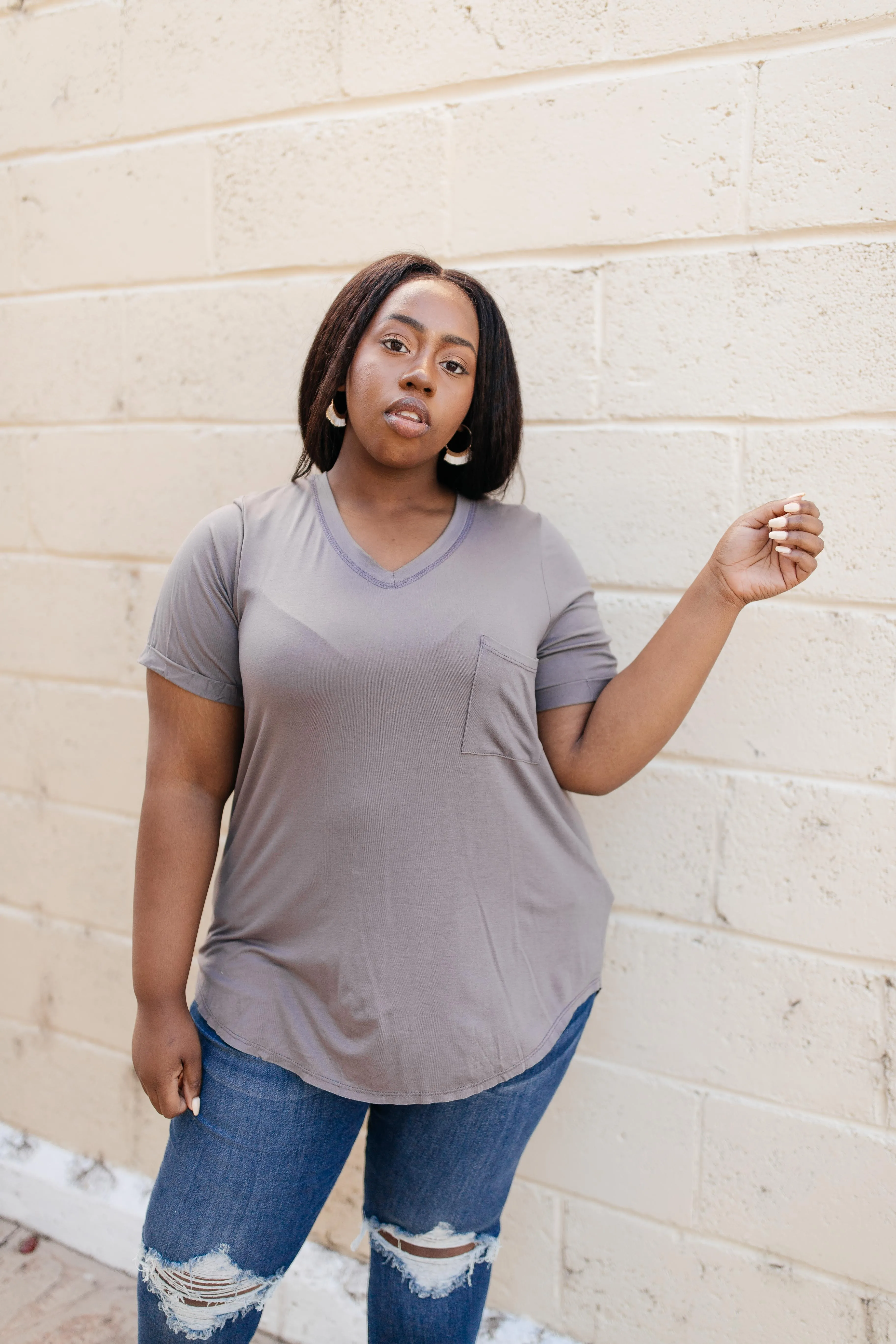 Essential V-Neck Tee In Mocha - On Hand