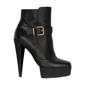 Fendi Black Leather Ankle Boots with Heels - '20s