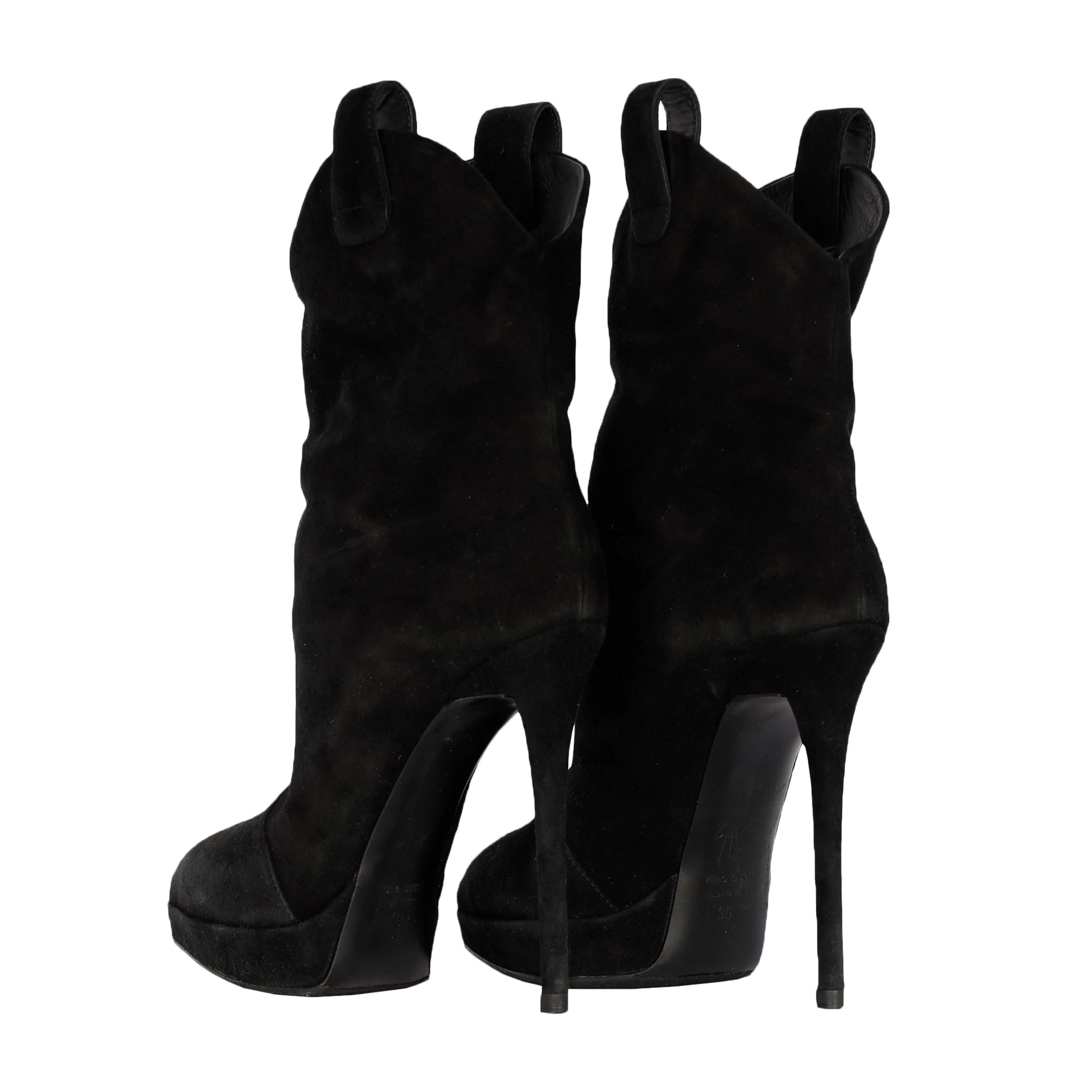 Giuseppe Zanotti Pointy Suede Black Boots- '20s