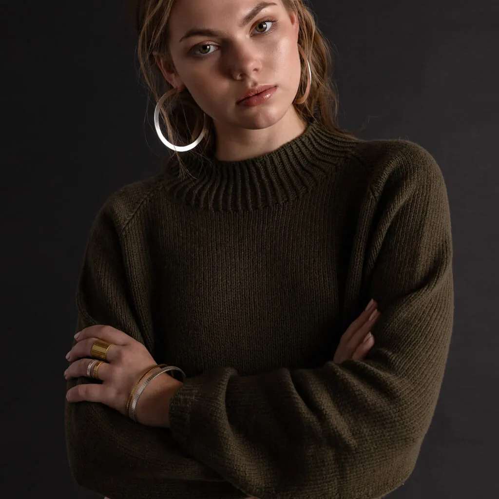 Merino Handknit Cropped Sweater - Olive Green