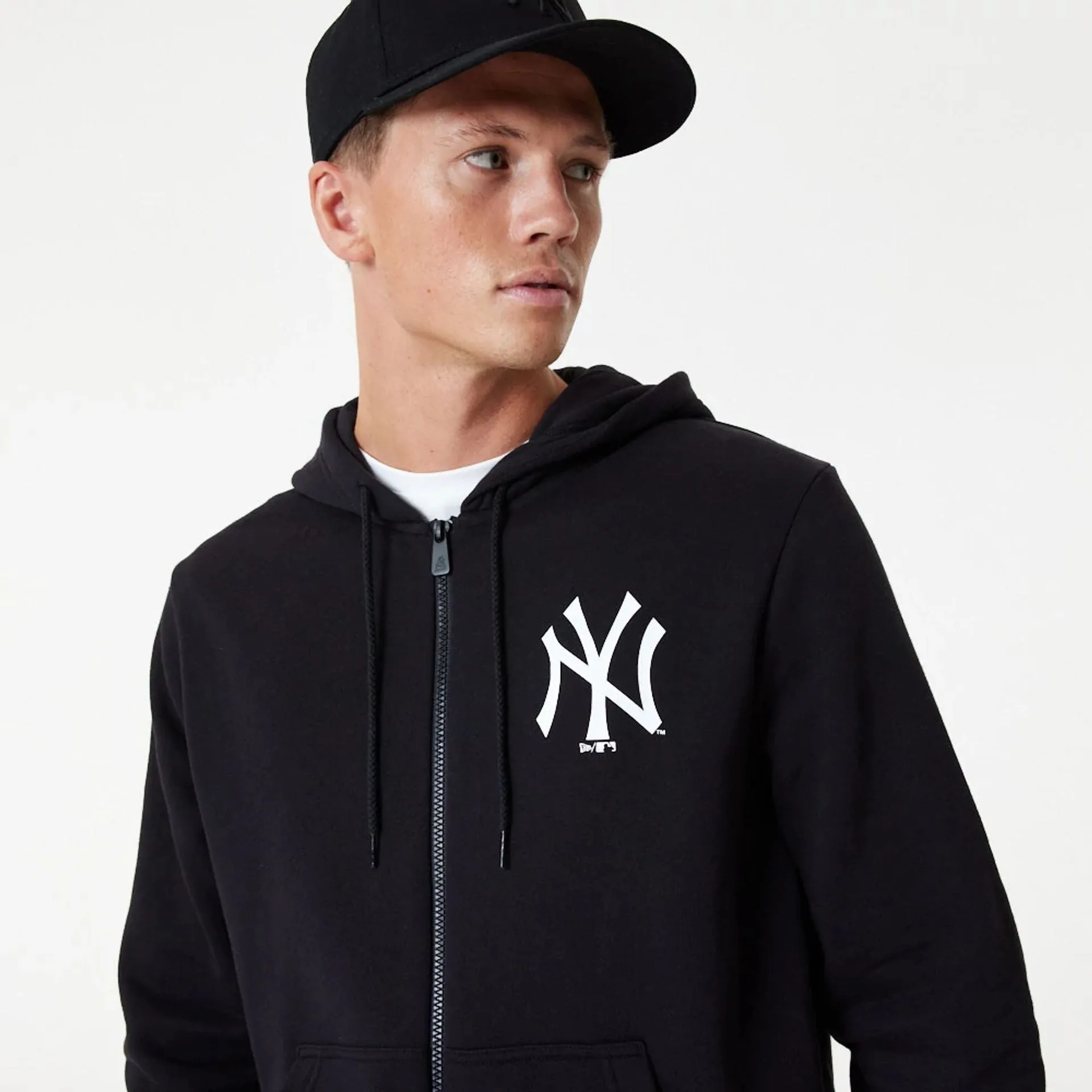 New York Yankees MLB Essential Black Full Zip Hoodie