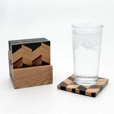 Set of 6 Checkered Coasters in Oak with Holder