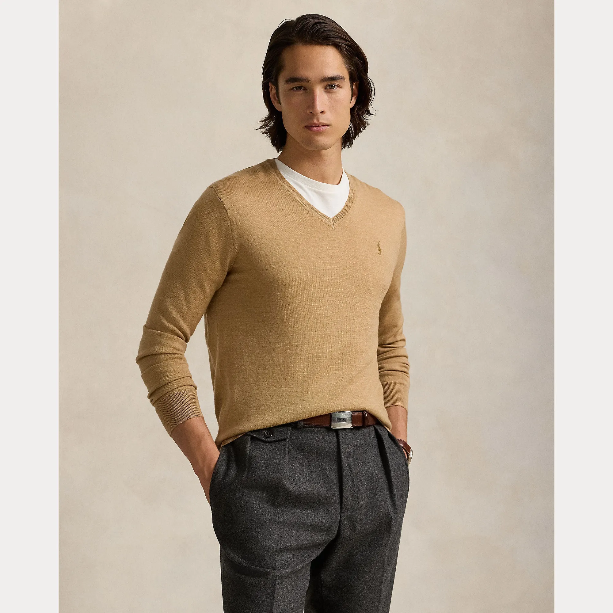 SLIM FIT WASHABLE WOOL V-NECK SWEATER