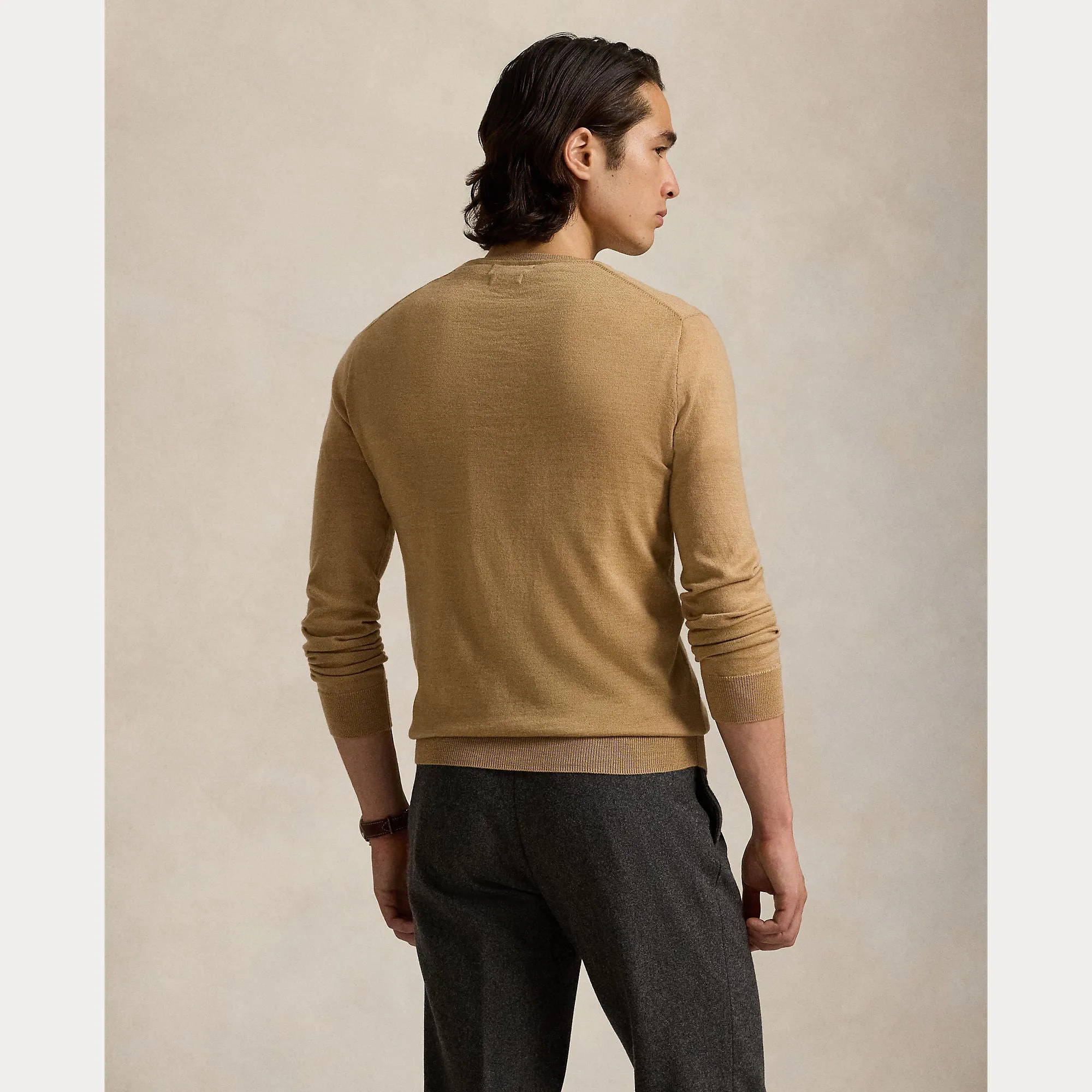 SLIM FIT WASHABLE WOOL V-NECK SWEATER