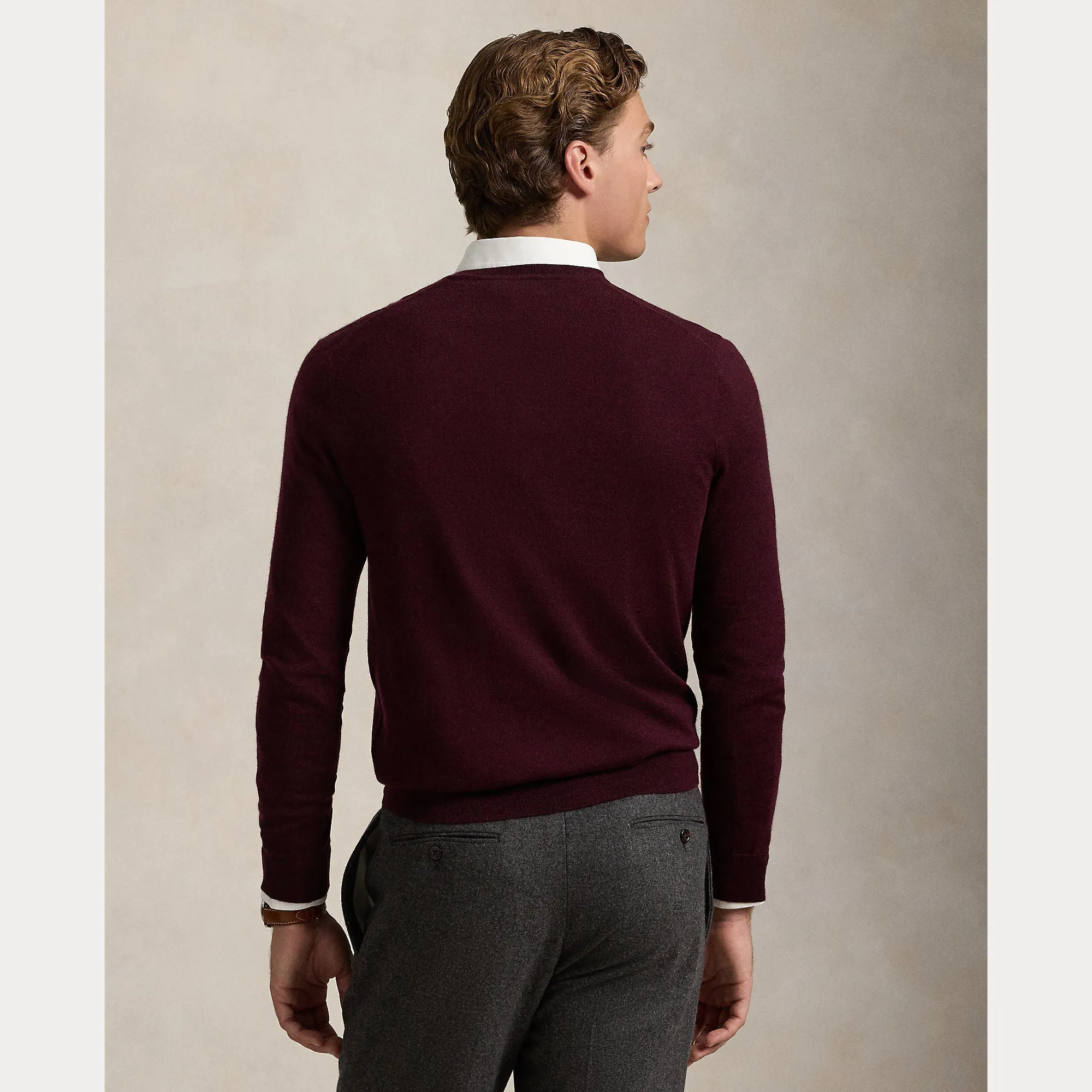 SLIM FIT WASHABLE WOOL V-NECK SWEATER