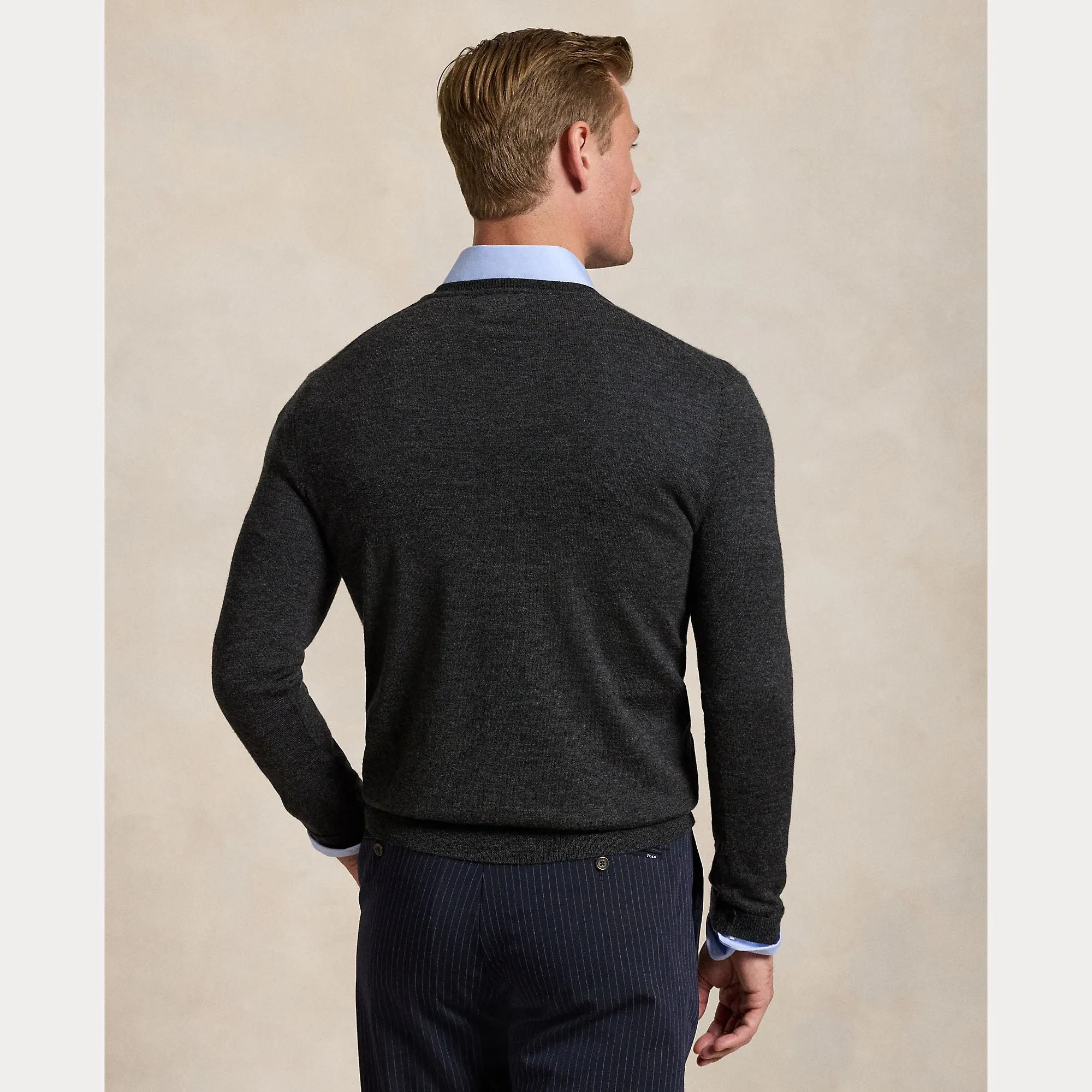 SLIM FIT WASHABLE WOOL V-NECK SWEATER