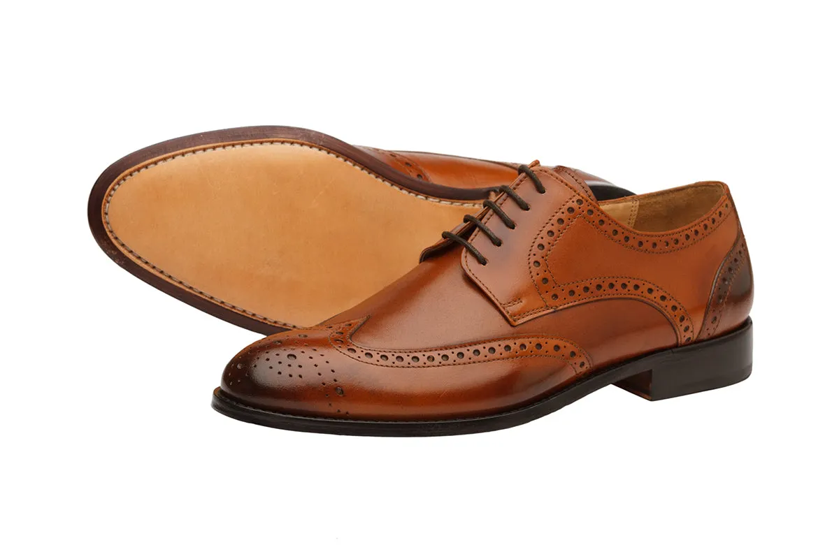 WINGCAP BROGUE WITH MEDALLION – Mid Brown