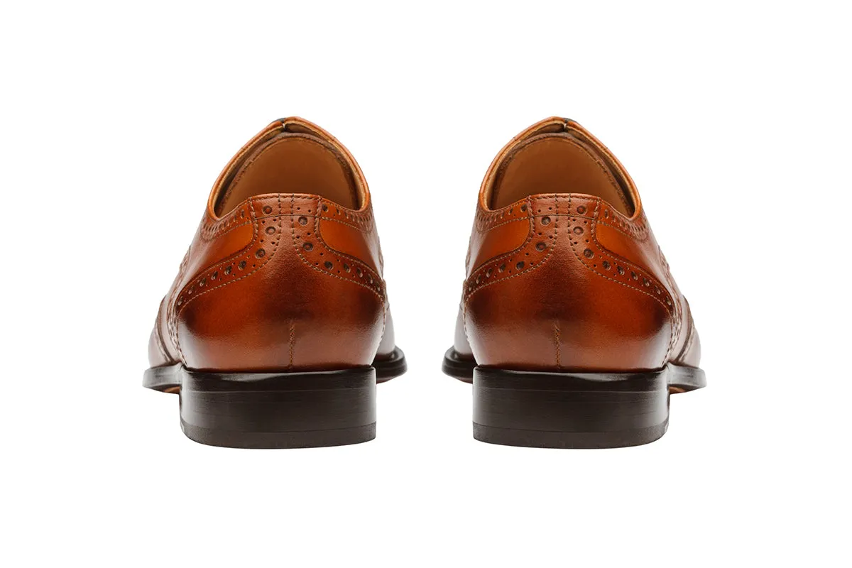 WINGCAP BROGUE WITH MEDALLION – Mid Brown